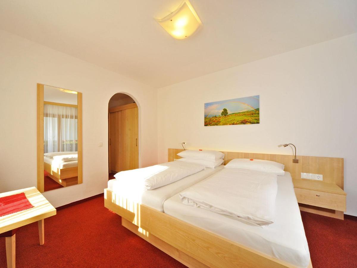 Pension Isabella Bad Kleinkirchheim Exterior photo